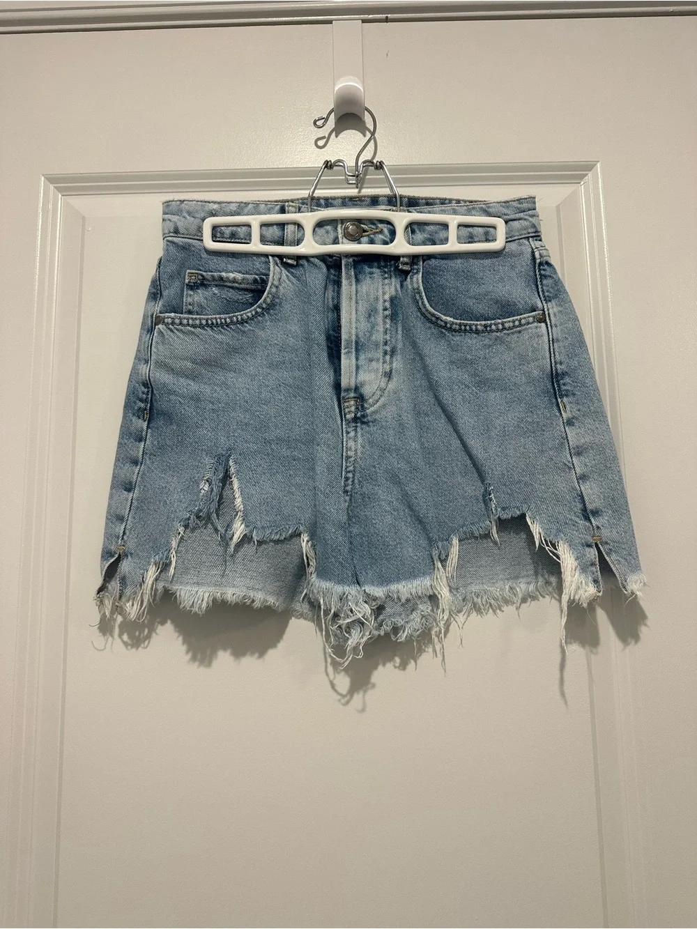 ZARA Light Wash Distressed Denim Shorts